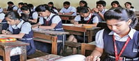 CBSE कक्षा 10, 12 बोर्ड परीक्षा का मूल्यांकन घर पर शिक्षकों द्वारा किया जाना है: HRD मंत्री